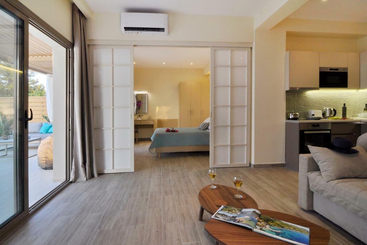 Casa Del Mar Apartment Mpoukaris Bagian luar foto