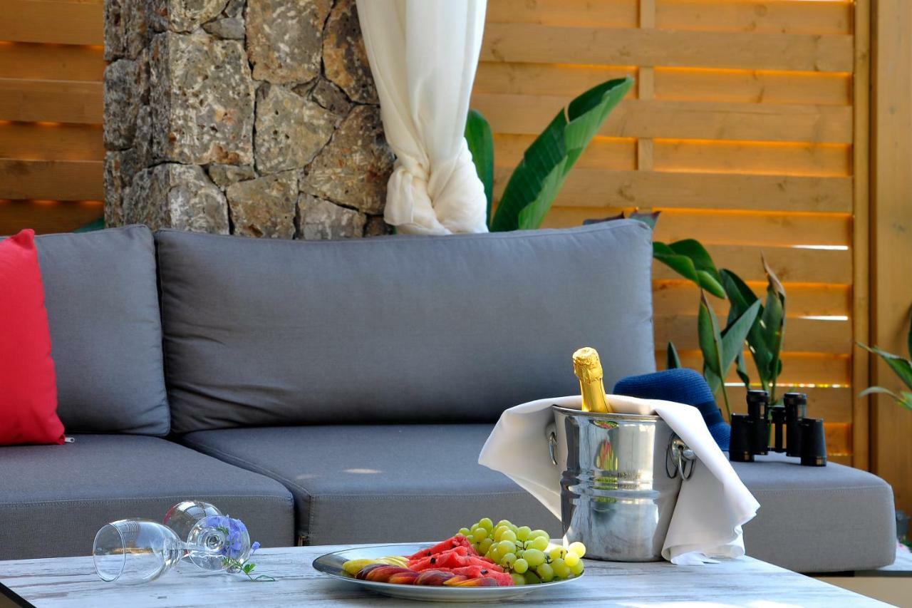 Casa Del Mar Apartment Mpoukaris Bagian luar foto