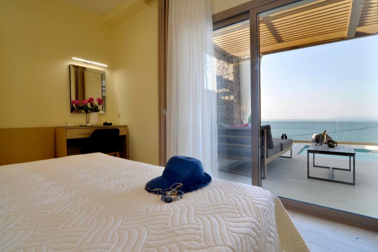 Casa Del Mar Apartment Mpoukaris Bagian luar foto