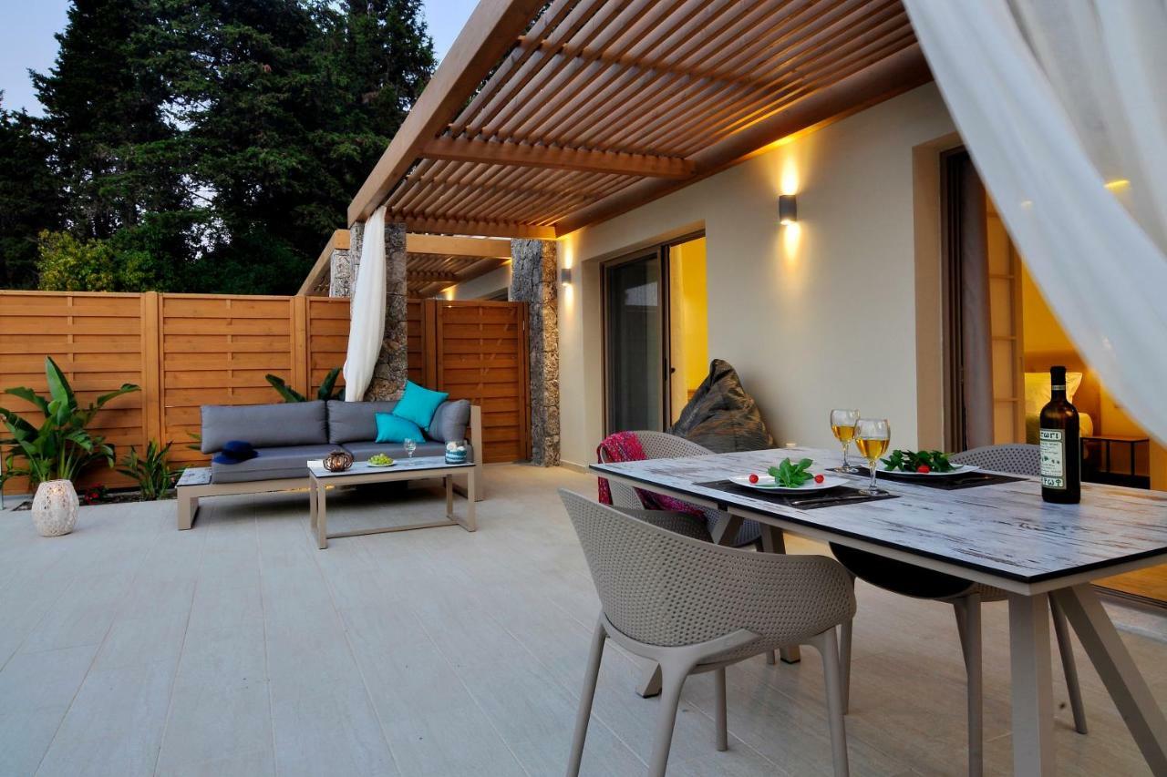 Casa Del Mar Apartment Mpoukaris Bagian luar foto