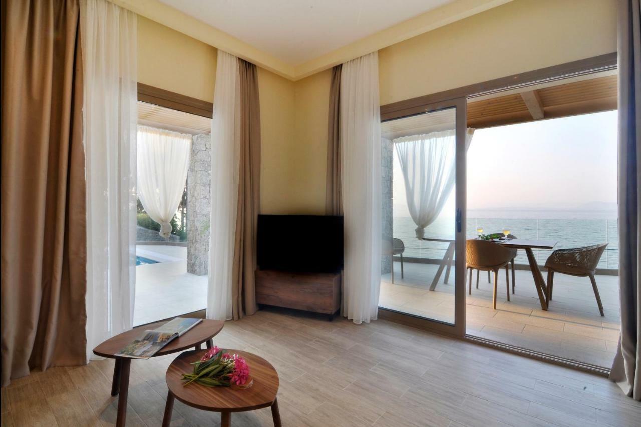 Casa Del Mar Apartment Mpoukaris Bagian luar foto